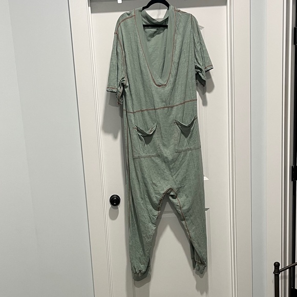 Natural Life Green Jumpsuit with Pockets - Picture 1 of 7